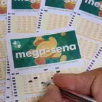Mega-Sena acumula e prêmio chega a 105 milhões de reais