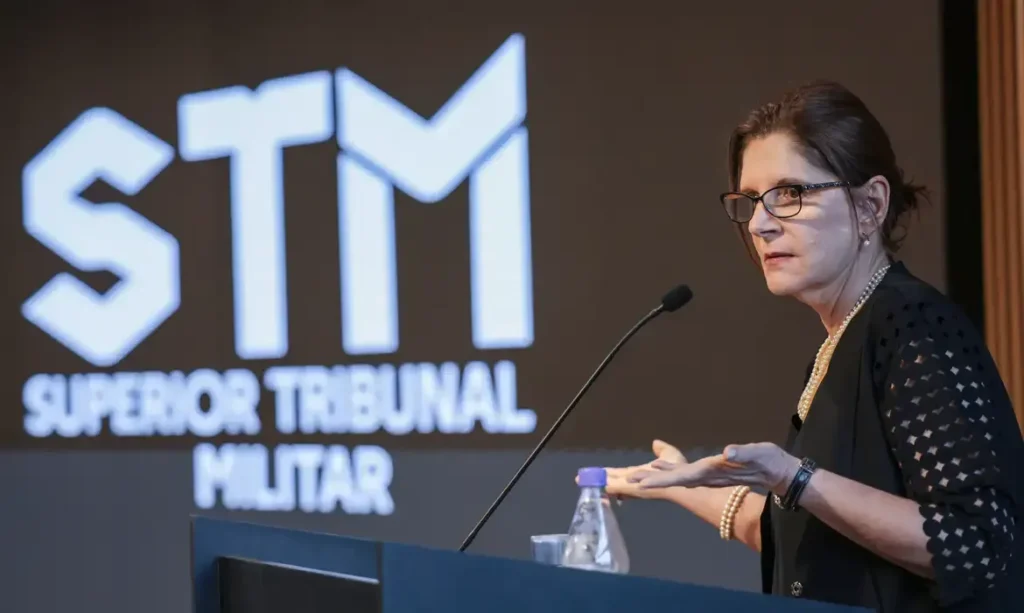 MPM aponta que Bolsonaro desrespeitou ética militar em trama golpista