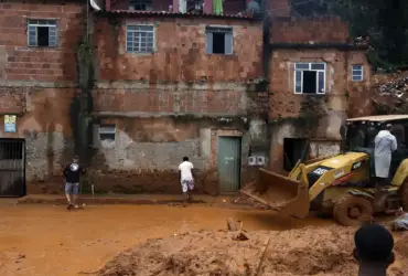 Chuvas provocam alerta de grande perigo em Minas Gerais