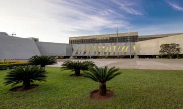 STJ afasta ministro acusado de importunação sexual de forma cautelar