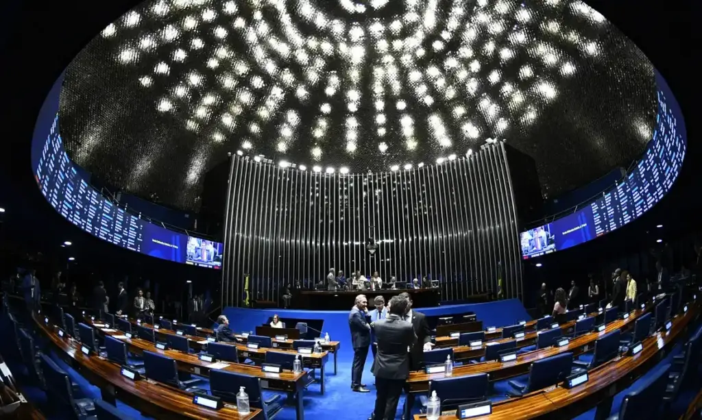 Senado endurece regras para condenados por homicídio contra agentes de segurança