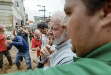 Chuvas em Minas: Lula garante reconstrução das cidades afetadas