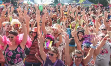 Carnaval mantém tradição e resistência cultural na Vila Planalto