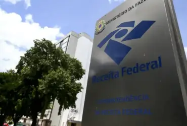 Receita exonera auditor investigado por acesso a dados do STF