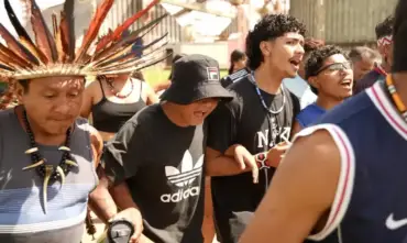 Protestos indígenas contra hidrovias ocupam terminal em Santarém