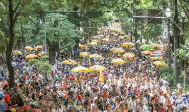 Carnaval em São Paulo segue com mais de 100 blocos no pós-folia