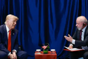 Lula e Trump em reunião