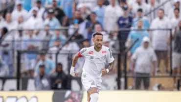 Neymar busca recuperação física no Santos para ser convocado por Ancelotti.
