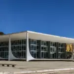 STF declara inconstitucional lei do Escola Sem Partido em município do Paraná