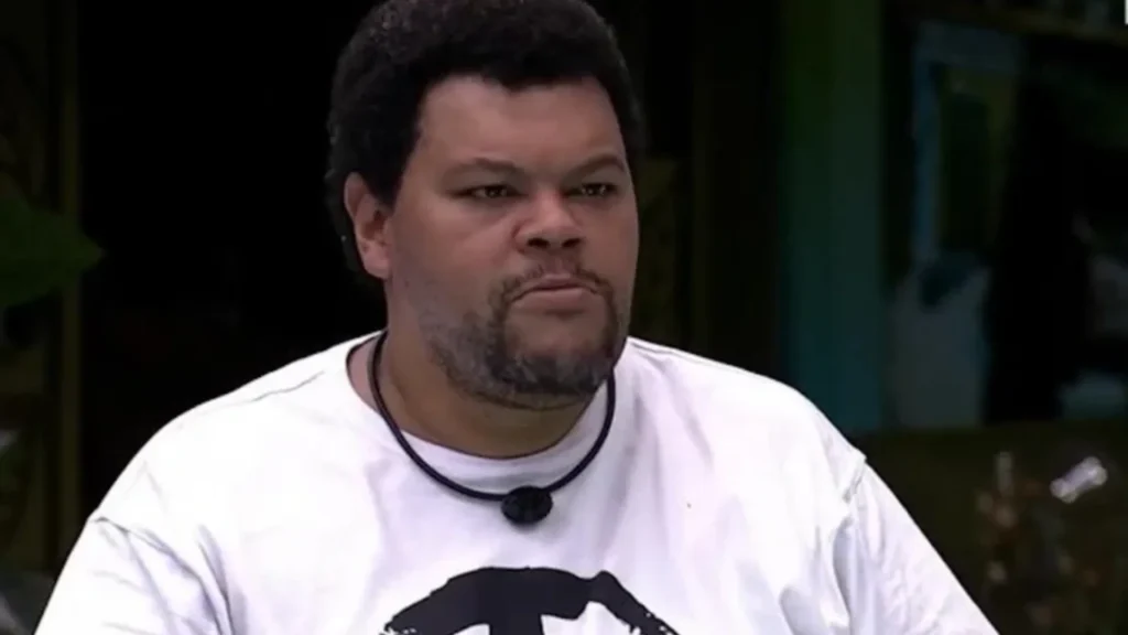 No Paredão do BBB 26, Babu elogia Jonas e pede: ‘Para orientar o povo’