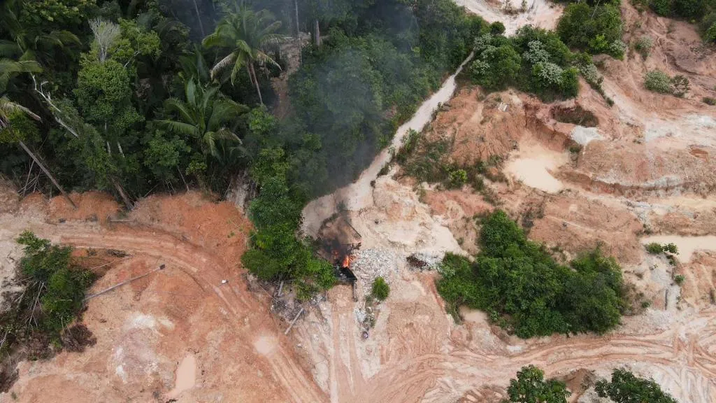 Garimpo ilegal é fechado pela PM em Mato Grosso