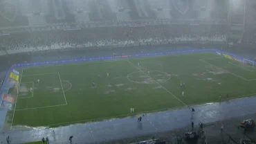 Botafogo x Fluminense: temporal no RJ causa paralisação de jogo pelo Carioca