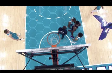 Briga generalizada em jogo da NBA acaba com quatro expulsos; assista