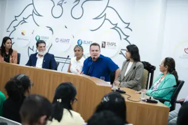 Enfermagem avança em debate sobre jornada e piso