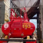 Bombeiros combatem incêndio em silo de soja em Porto Alegre do Norte, Mato Grosso