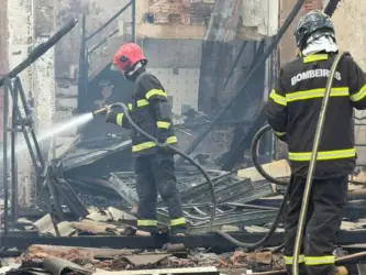 Incêndio em loja de construção mobiliza bombeiros em Paranatinga