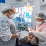 Cuiabá investe em tecnologia e troca cadeiras odontológicas em unidade de referência