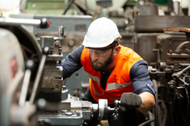 Do operacional ao técnico e à gestão, IEL MT oferta mais de 2,1 mil vagas de emprego em Mato Grosso