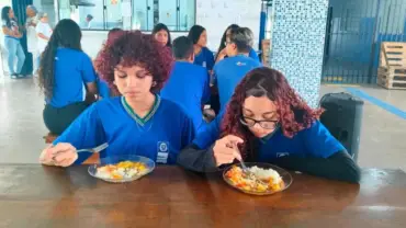 Alimentação escolar MT terá reforço de frutas em 2026
