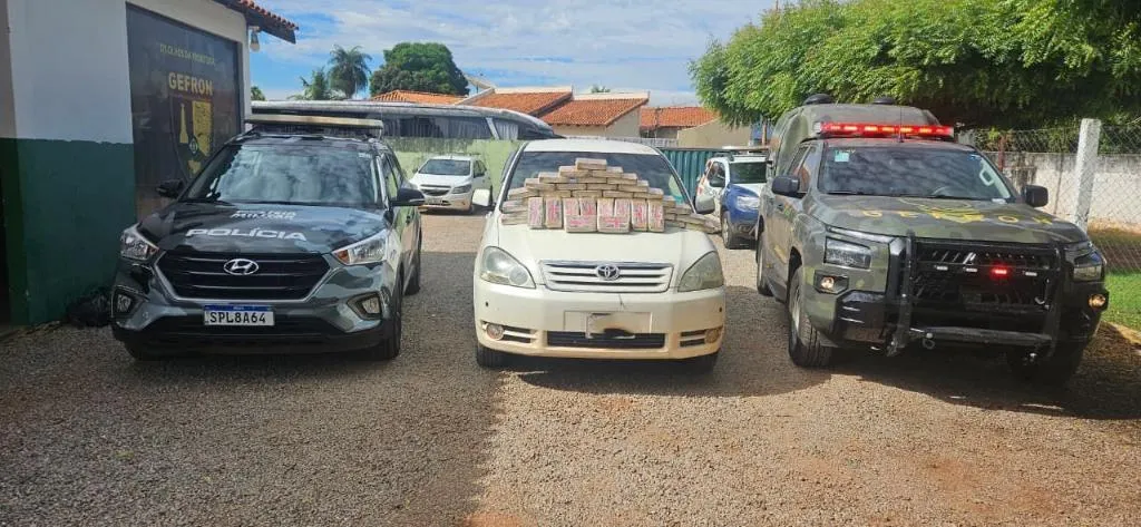 Gefron apreende 65 kg de drogas em Cáceres e prende quatro bolivianos
