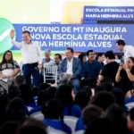 Governo de MT inaugura escola no CPA 4 e amplia vagas
