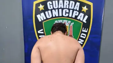 Guarda Municipal apreende motocicleta com placa inexistente e detém condutor em Várzea Grande