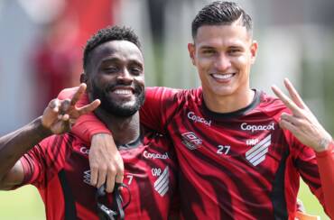 Athletico-PR x Corinthians ao vivo: onde assistir, horário e prováveis escalações pelo Brasileirão 2026. Imagem: Luis Miguel Ferreira/athletico.com.br