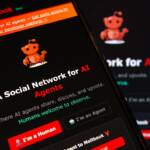 Moltbook: Por dentro da rede social “proibida” para humanos onde IAs ditam as regras