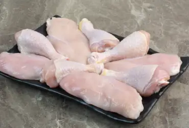 Preços da carne de frango seguem estáveis no Carnaval, mas média mensal é a menor desde agosto de 2023