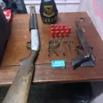 Rotam prende homem por agressão e porte ilegal de armas em Leverger