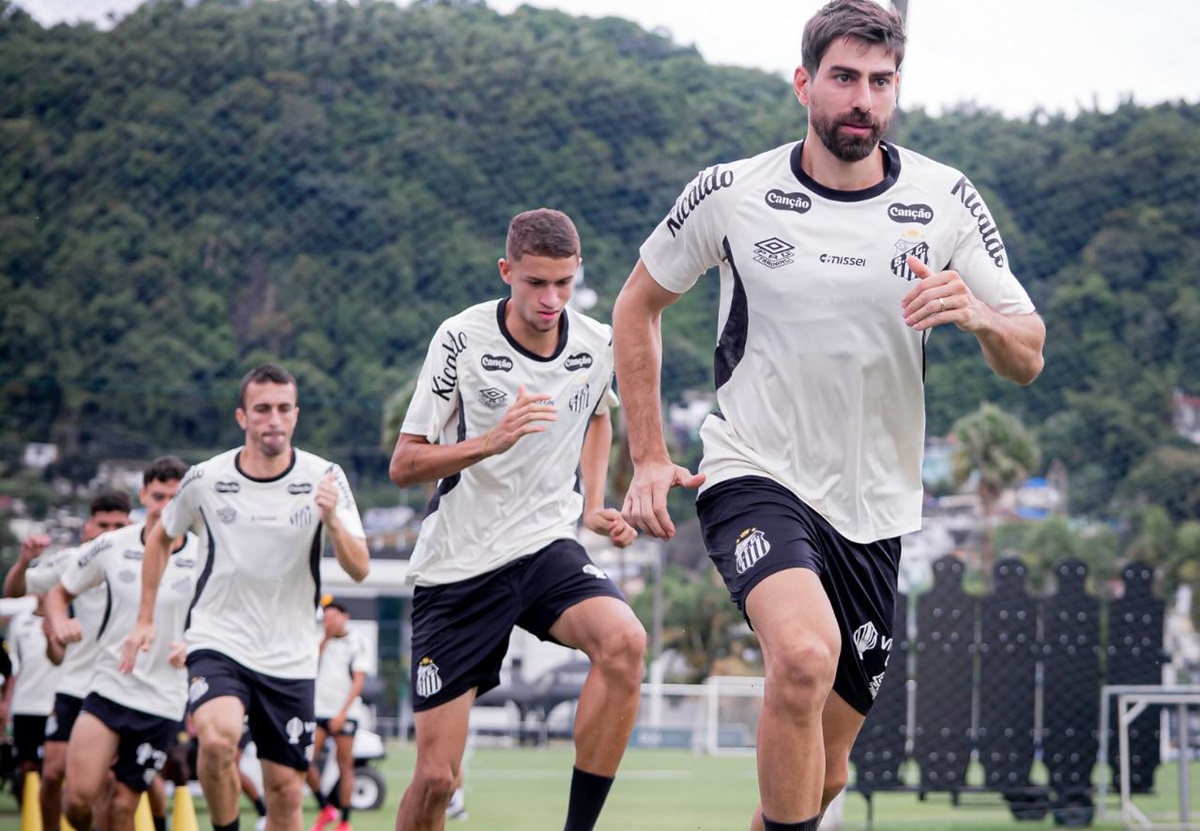 Santos x Velo Clube ao vivo: onde assistir, horário e tudo sobre o duelo pelo Paulistão 2026. Imagem: Raul Baretta/Santos FC