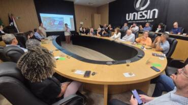 Sinop apresenta campanha “Amor Não Causa Dor” à Unesin e amplia rede de enfrentamento à violência contra a mulher