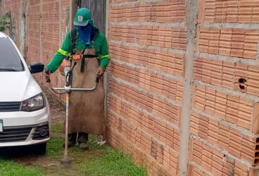 Várzea Grande mobiliza limpeza pesada após temporal de domingo