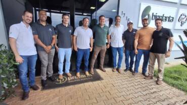 Organizadores preparam evento para 2 mil pessoas. Estimativa é preparar cerca de 2,2 toneladas de carnes diversas
