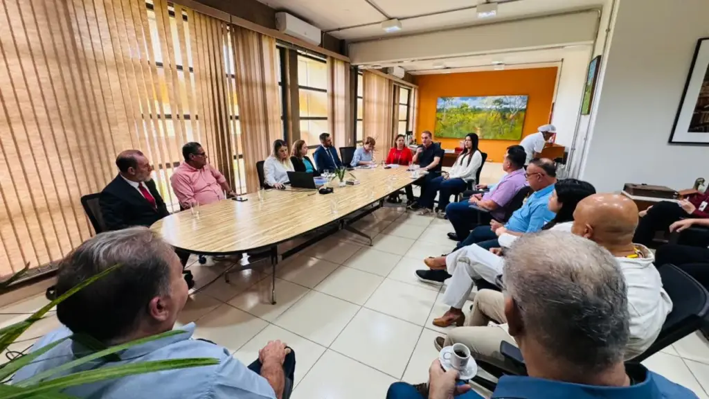 Hospital Júlio Müller avança com articulação política