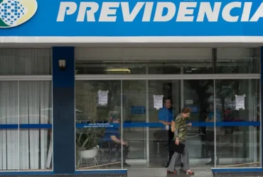 INSS retoma atendimento presencial e reabre serviços em todo o país