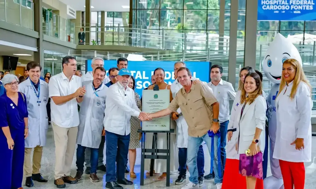 Lula inaugura pronto-socorro e reforça investimentos na saúde no Rio