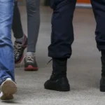 Justiça suspende regras de escolas cívico-militares em São Paulo por possível discriminação