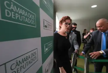 Zambelli tem investigação arquivada por Moraes após decisão da PGR