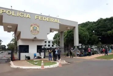 Operação da PF investiga lavagem de dinheiro em instituição financeira de São Paulo