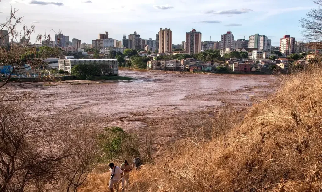 Saúde recebe quase R$ 1 bilhão do Fundo Rio Doce em 2025