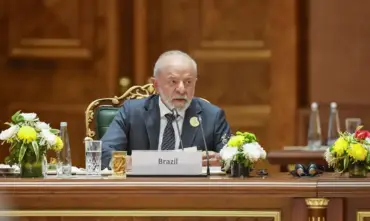 Lula defende governança global da IA sob liderança da ONU em cúpula internacional