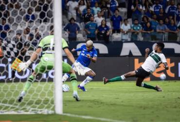 Cruzeiro x América-MG ao vivo: clássico mineiro esquenta o Mineirão pelo Campeonato Mineiro. Imagem: Gustavo Aleixo/Cruzeiro