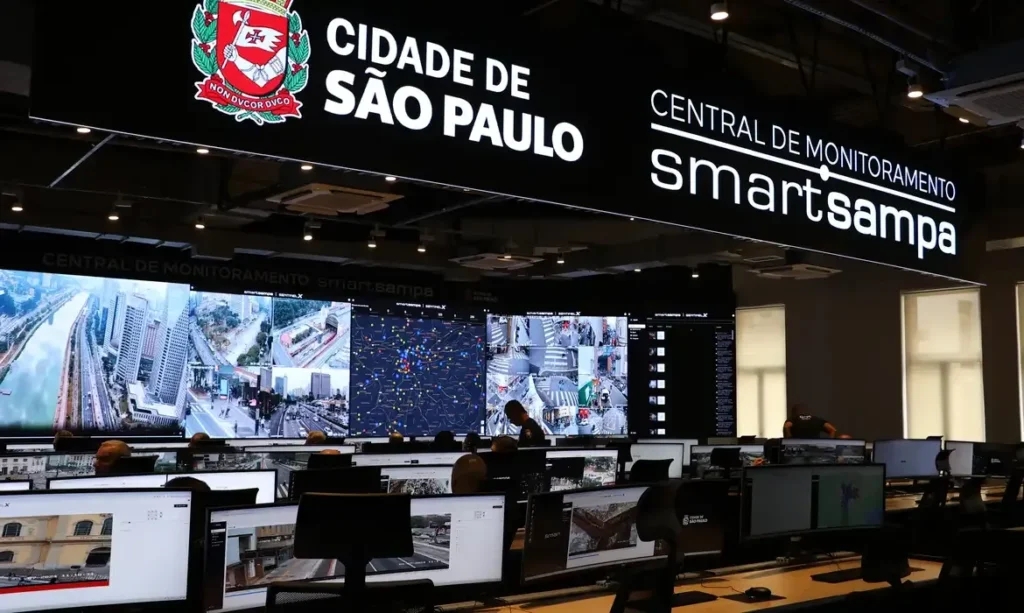 Vigilância em São Paulo levanta críticas sobre o Smart Sampa