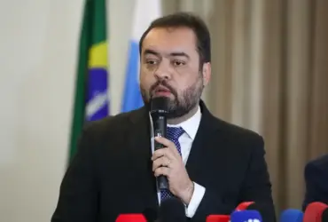 TSE retoma julgamento sobre possível cassação de Castro