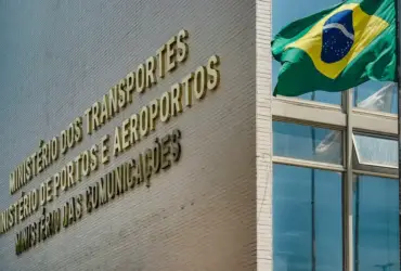 Radiodifusão avança com liberação de canais públicos para mais de 150 cidades