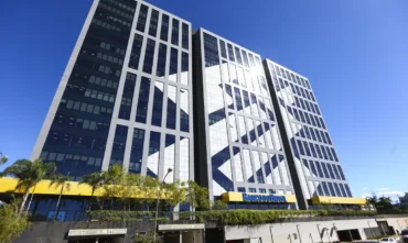 Banco do Brasil registra lucro de R$ 20,68 bilhões em 2025, com queda de 45,4%