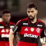 Flamengo: Filipe Luís liga sinal de alerta sobre Paquetá e exalta o “futebol bonito” do Botafogo