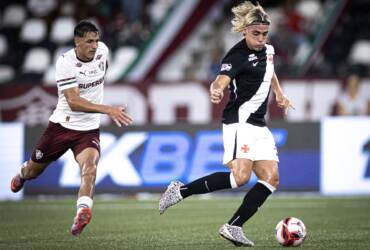 Fluminense x Vasco ao vivo: onde assistir, escalações e tudo sobre a semifinal do Carioca 2026. Imagem: Matheus Lima/CR Vasco