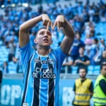 Grêmio escalado: Luís Castro promove quatro mudanças para enfrentar o Botafogo na Arena